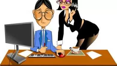 Анекдоты – Приходит девушка устраиваться на работу секретаршей.